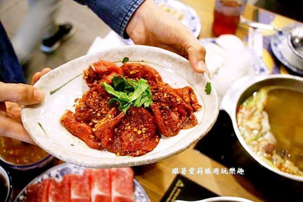 23667233_1608434559177758_635825535_n