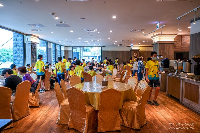 【南投住宿推薦】經典大飯店范特奇堡,魚池鄉平價飯店推薦!近九族文化村