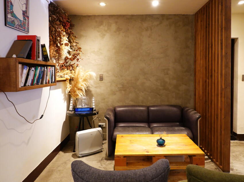 新北新店—墨啡商行｜有一種簡單 是一片吐司配上一杯拿鐵｜七張站、寶橋路、北新國小