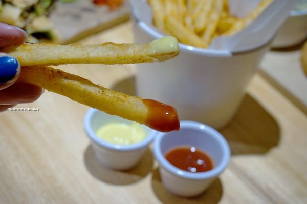 【台北美食】東區 蔬食料理 Mani mani 餐廳 創意特色的義式素料理