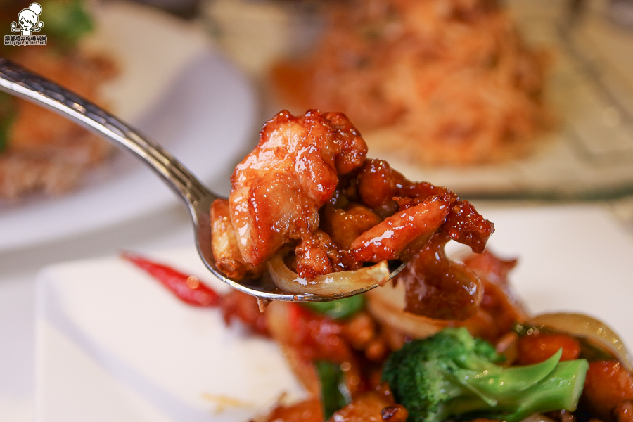 高雄泰式料理 泰式 泰國料理 家樂福 開胃 酸辣