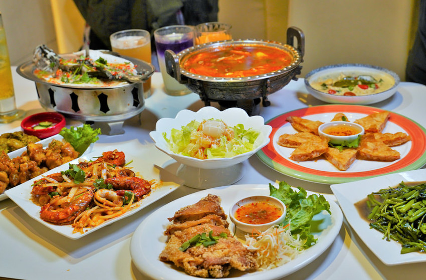 高雄聚餐 泰式料理 開胃 親子 生日 泰式奶茶