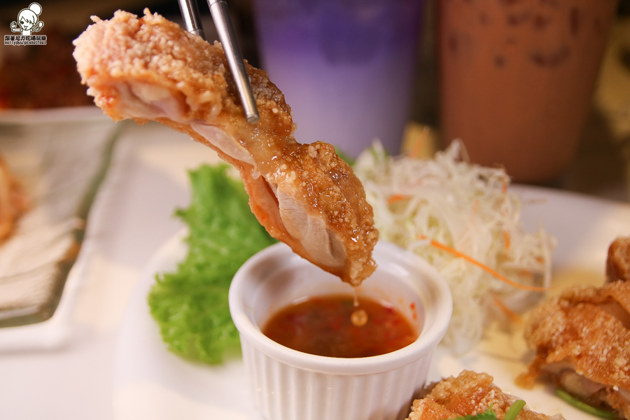 高雄泰式料理 泰式 泰國料理 家樂福 開胃 酸辣