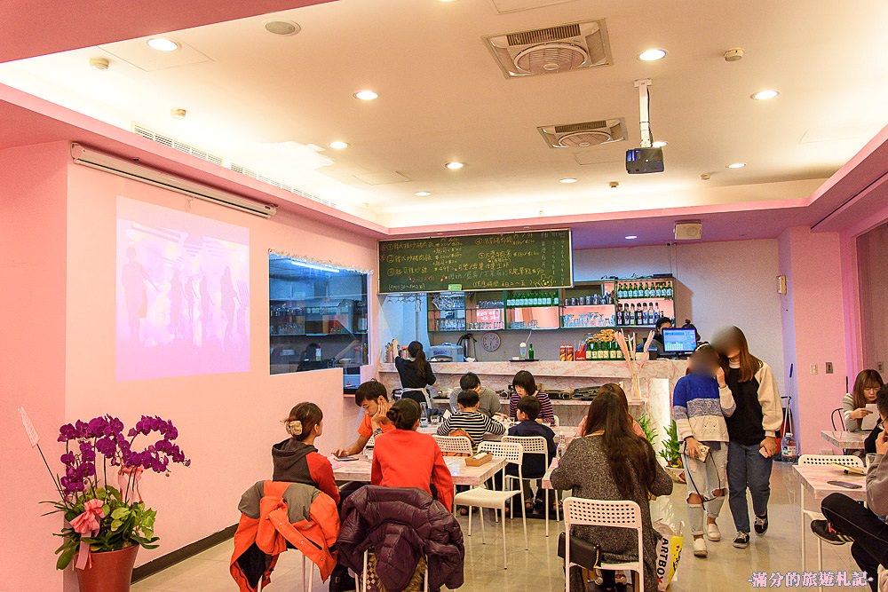 桃園市美食》浪漫廚房 IG熱門打卡韓式餐廳 最羅曼蒂克的愛戀廚房 少女心大噴發 - 滿分的旅遊札記