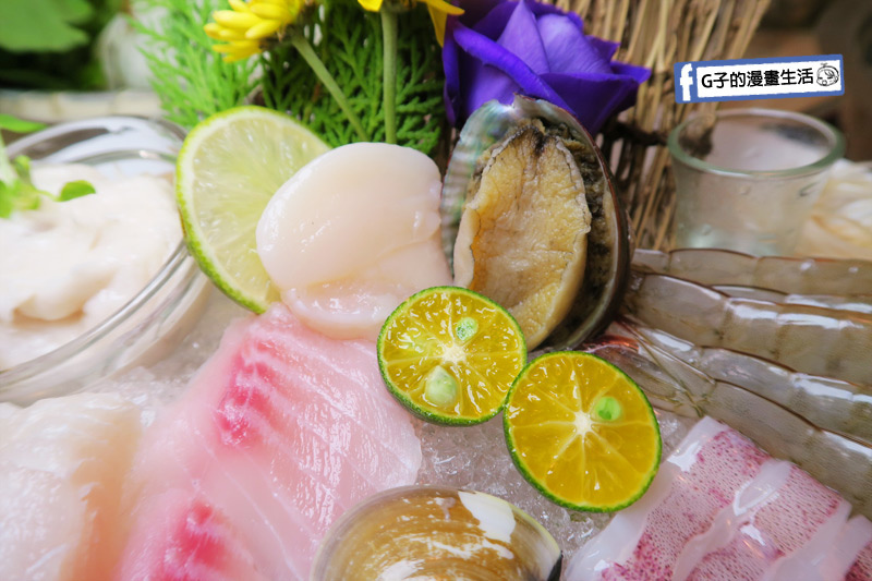 士林火鍋-牛棒碗安 GOBO 精緻鍋物.雙人最划算牛棒雙響砲-海鮮6拚盤-白蝦.透抽.蛤蠣.鯛魚片.多利魚.手打花枝漿.鮑魚.干貝