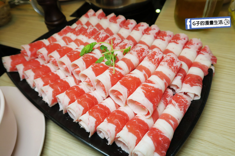 士林火鍋-牛棒碗安 GOBO 精緻鍋物.雙人最划算牛棒雙響砲-牛肉雪花牛13盎司