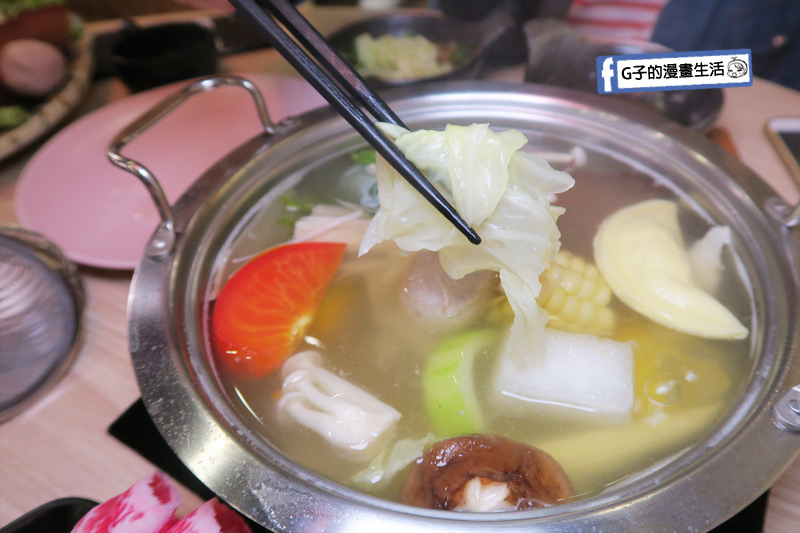 士林火鍋-牛棒碗安 GOBO 精緻鍋物-自熬雞湯底.膠原凍