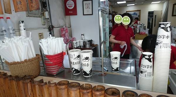 樺達奶茶(總店):高雄~樺達奶茶(總店)~奶茶界的南霸天~35年屹立不搖老店~堪稱必喝飲品~