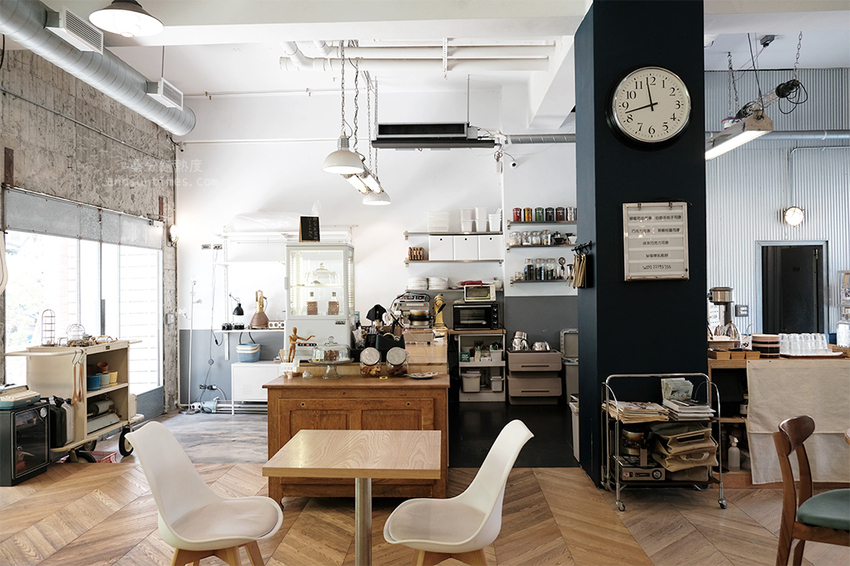 【台北】你後面 Behind You cafe｜都市裡的小叢林｜木柵咖啡廳 - 桑分鐘熱度