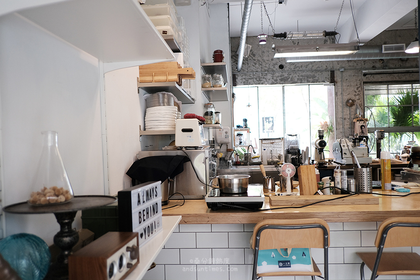 【台北】你後面 Behind You cafe｜文山區木柵咖啡廳｜麻糬鬆餅超好吃！ - 桑分鐘熱度