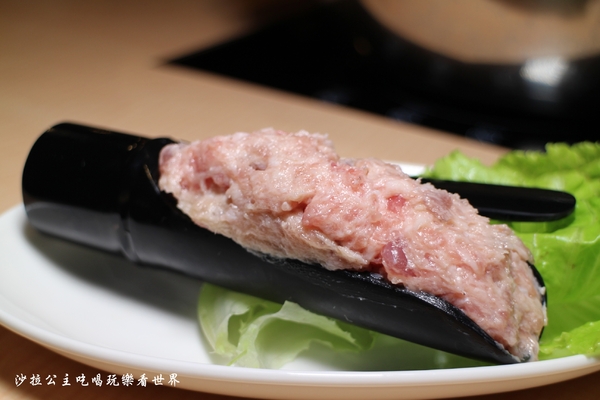 女當家極緻鍋功夫麵:東區216巷麻辣鍋/芋頭排骨酥『女當家極緻鍋功夫麵』捷運忠孝敦化站