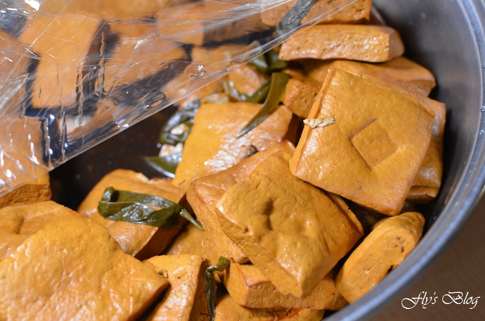 女當家極緻鍋功夫麵,極推養生藥膳鍋,鮮蔬菇盤的蔬菜讓人吃得好開心啊!