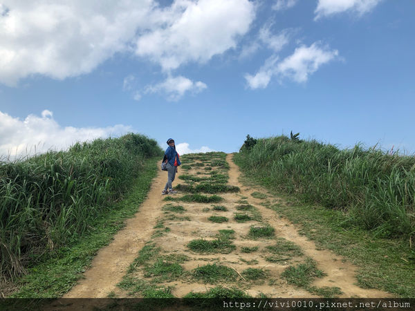 圓圓家出去玩-<新北景點>360度山海景步道，視野超遼闊，南子吝步道，拾階而上美景自然呈現
