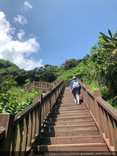 圓圓家出去玩-<新北景點>360度山海景步道，視野超遼闊，南子吝步道，拾階而上美景自然呈現