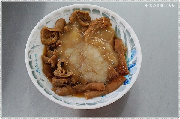 北港華勝煎盤粿:雲林北港』北港華勝煎盤粿║在地特色早午餐,傳承三代30年老店,恰恰金黃煎米粿滿滿古早味