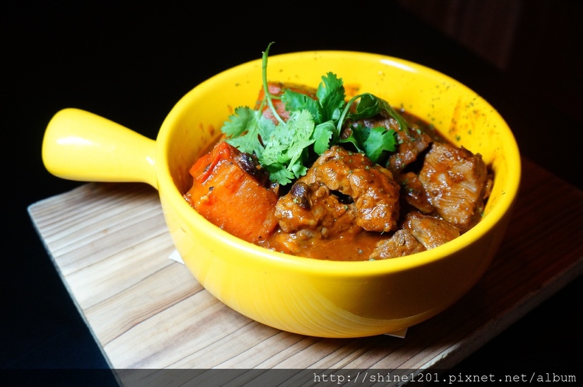 東區忠孝敦化站餐酒館.東區聚餐餐廳ABV餐酒館