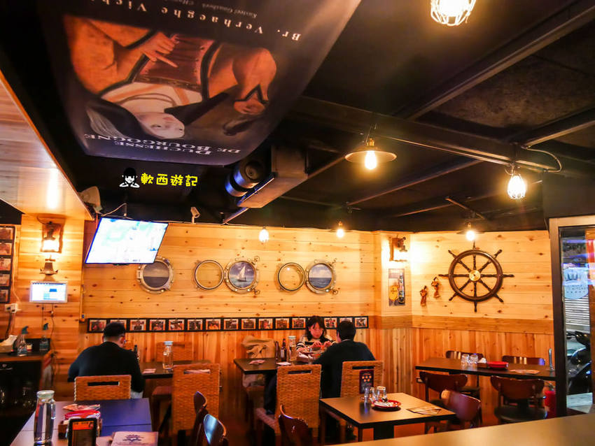 忠孝敦化站美食推薦》ABV加勒比海餐酒館-世界精釀啤酒餐廳●用啤酒環遊世界!超過300種世界精釀啤酒 不限時餐酒館 運動賽事轉播 東區美食/東區餐廳