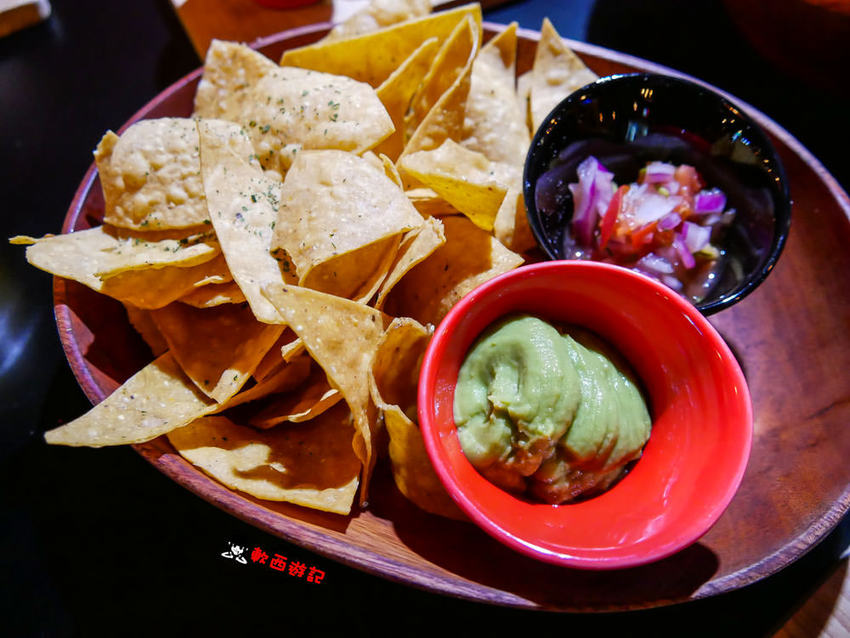 忠孝敦化站美食推薦》ABV加勒比海餐酒館-世界精釀啤酒餐廳●用啤酒環遊世界!超過300種世界精釀啤酒 不限時餐酒館 運動賽事轉播 東區美食/東區餐廳