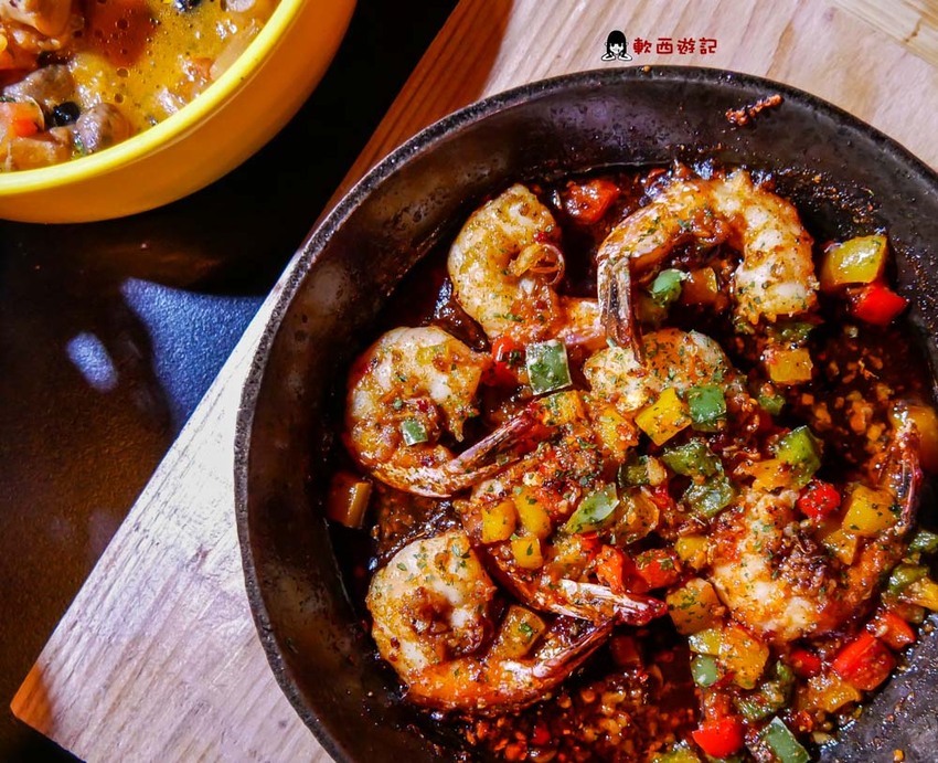 忠孝敦化站美食推薦》ABV加勒比海餐酒館-世界精釀啤酒餐廳●用啤酒環遊世界!超過300種世界精釀啤酒 不限時餐酒館 運動賽事轉播 東區美食/東區餐廳