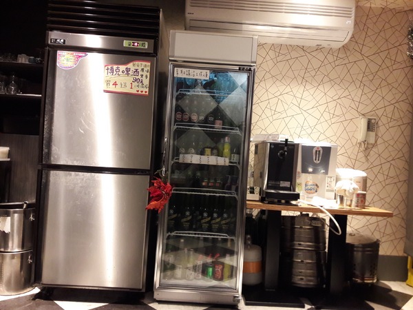 饉座複合式串燒:饉座複合式串燒~每日限量招牌氣死嫩脆雞 饉座複合式串燒:饉座複合式串燒~每日限量招牌氣死嫩脆雞