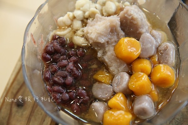 感恩芋冰城:感恩芋冰城(創始店)。冬天來吃熱呼呼的熱豆花,燒仙草,手工製作真材實料不到50元銅板價。