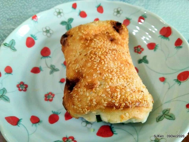 Taiwan grilled biscuits store「老宜記燒餅鋪」, Taipei, Taiwan, SJKen, Dec 9, 2020.