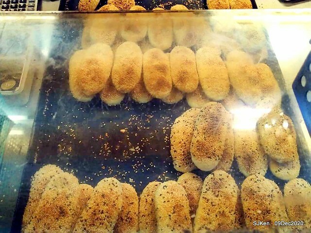 Taiwan grilled biscuits store「老宜記燒餅鋪」, Taipei, Taiwan, SJKen, Dec 9, 2020.
