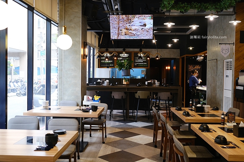 大魔大滿足鍋物(中壢店)。日本A5和牛、頂級龍蝦花蟹海鮮船,爽嗑13種夢幻食材每人只要千元,僅此一檔、錯過等明年! @蹦啾♥謝蘿莉 La vie heureuse