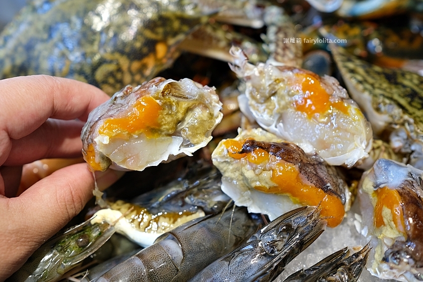 大魔大滿足鍋物(中壢店)。日本A5和牛、頂級龍蝦花蟹海鮮船,爽嗑13種夢幻食材每人只要千元,僅此一檔、錯過等明年! @蹦啾♥謝蘿莉 La vie heureuse