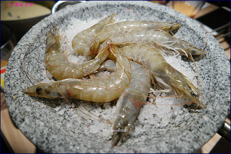 [桃園]中壢‧大魔 大满足鍋物/生猛海鮮一艘船.美澳日和牛全到齊(內詳細菜單價位) - 小不點看世界★Paine吃玩世界旅遊趣