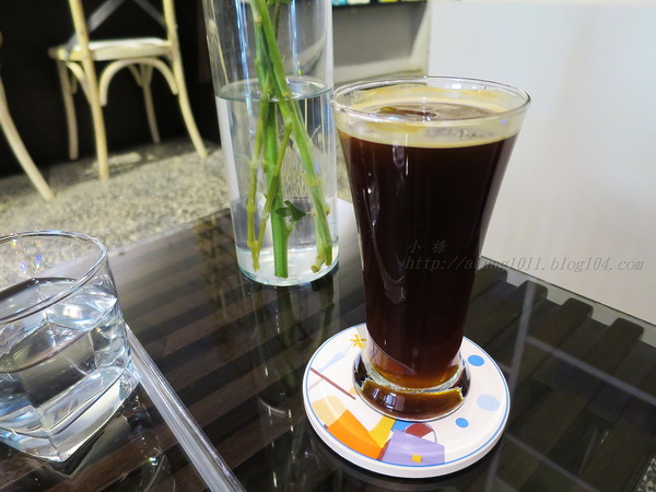 Cest La Vie 瑟.拉威咖啡館:遇見有手感溫度的.. Cest La Vie 瑟.拉威Caf'e Cest La Vie 瑟.拉威咖啡館:遇見有手感溫度的.. Cest La Vie 瑟.拉威Caf'e