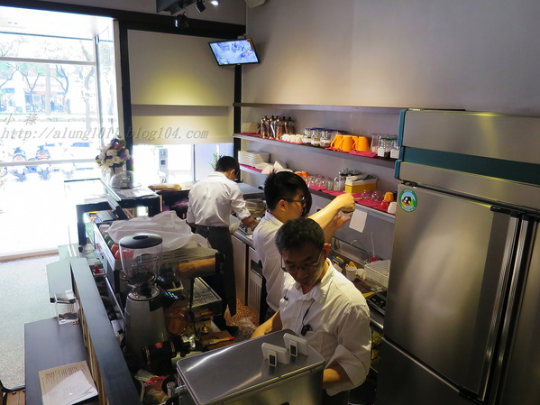 Cest La Vie 瑟.拉威咖啡館:遇見有手感溫度的.. Cest La Vie 瑟.拉威Caf'e Cest La Vie 瑟.拉威咖啡館:遇見有手感溫度的.. Cest La Vie 瑟.拉威Caf'e