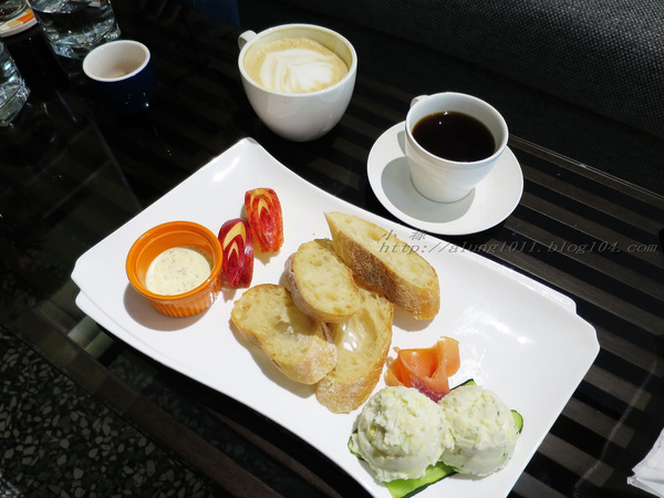 Cest La Vie 瑟.拉威咖啡館:遇見有手感溫度的.. Cest La Vie 瑟.拉威Caf'e Cest La Vie 瑟.拉威咖啡館:遇見有手感溫度的.. Cest La Vie 瑟.拉威Caf'e