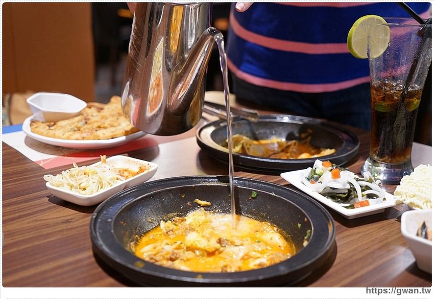 台中也能吃到石鍋拌拌冰，就在秀泰劉震川！！