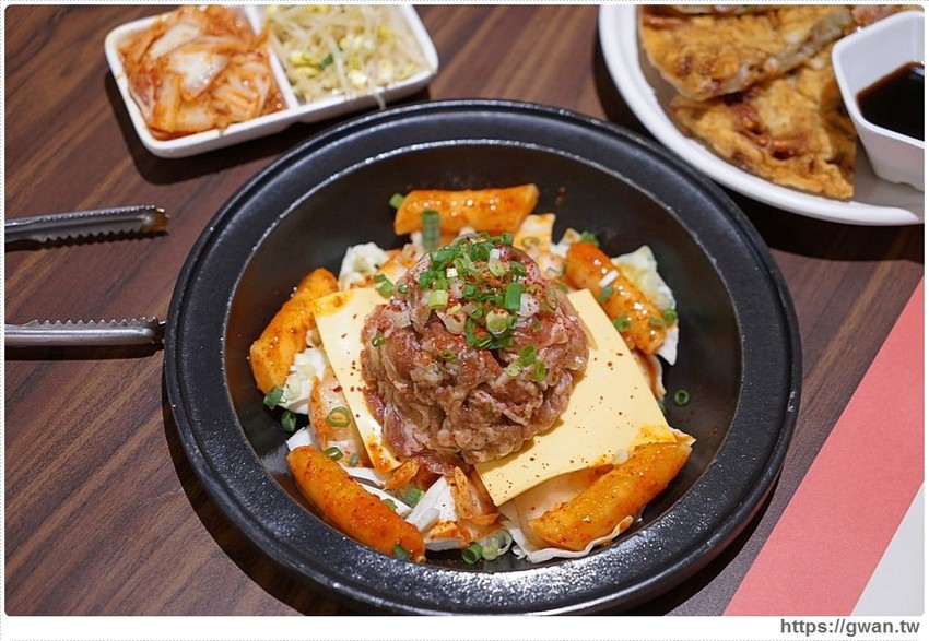 台中也能吃到石鍋拌拌冰，就在秀泰劉震川！！