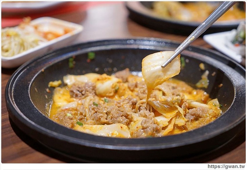 台中也能吃到石鍋拌拌冰，就在秀泰劉震川！！