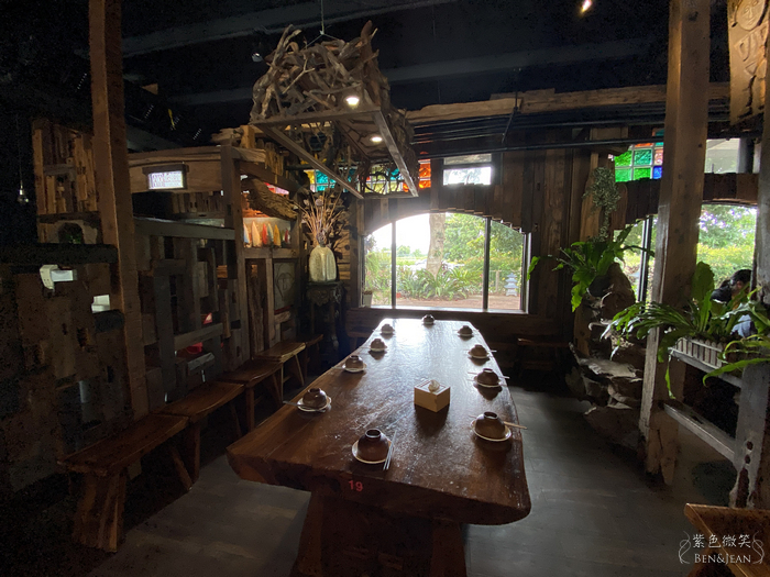 花蓮落羽松景觀餐廳！松湖驛站落羽松湖畔美景，品嚐各國美食合菜下午茶。