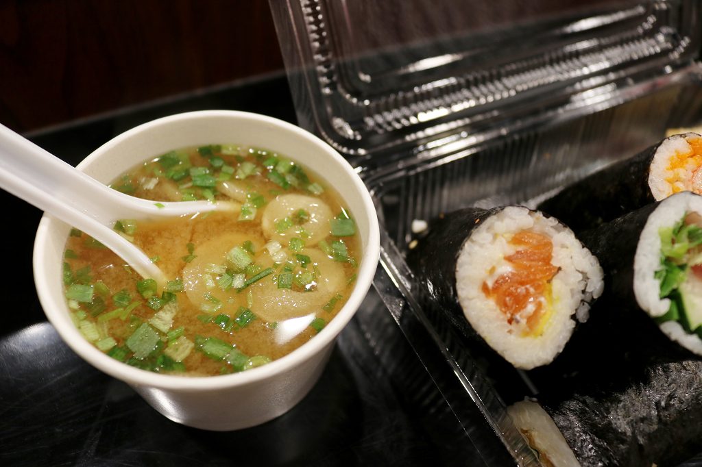 台北|Mr. Sushi(公館店) 澳洲壽司連鎖店 創意加州捲.外帶平價壽司 - 奇奇一起玩樂趣