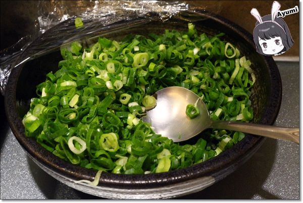 樂點涮涮鍋：[食記]►新北板橋區◄樂點涮涮鍋－天冷想吃鍋，來這就對了！自助吧還有水果跟蛋糕可以吃、推薦CP值超高的嚴選肩小排&海鮮總匯