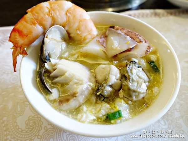 樂點涮涮鍋：【板橋美食】樂點涮涮鍋 豪華雙人海鮮鍋精心挑選新鮮食材+蔬果熬煮湯底讓您吃得到最天然滋味 板橋府中鍋物推薦 文末抽獎！