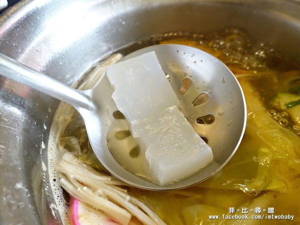 樂點涮涮鍋：【板橋美食】樂點涮涮鍋 豪華雙人海鮮鍋精心挑選新鮮食材+蔬果熬煮湯底讓您吃得到最天然滋味 板橋府中鍋物推薦 文末抽獎！