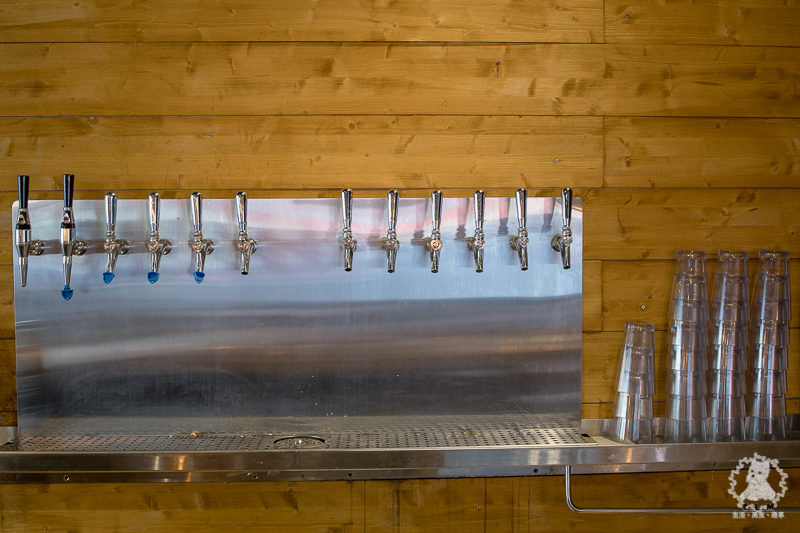 爸爸Kevin美食BBQ｜台北中山行天宮站食記｜GOOGLE評分1600則高達4.6分的美式烤肉料理，醬味香濃可口且台灣少見的特色美食 - 卡爾茗 C.L.M.