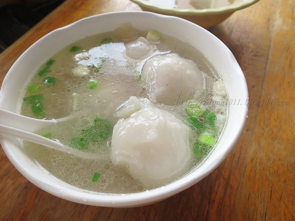 億富肉圓：銅板美食          ..億富肉圓