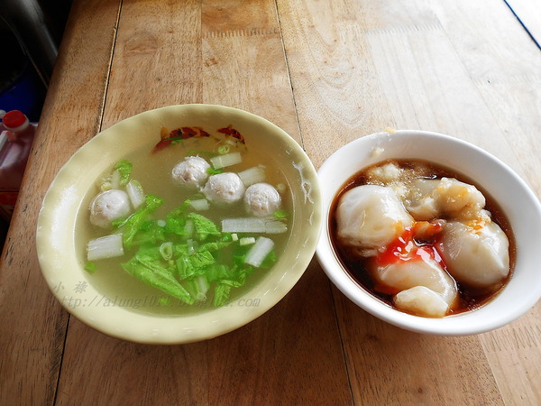 億富肉圓：銅板美食          ..億富肉圓