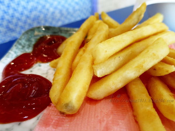 e岸咖啡生活館：不只是咖啡~    ..e岸咖啡