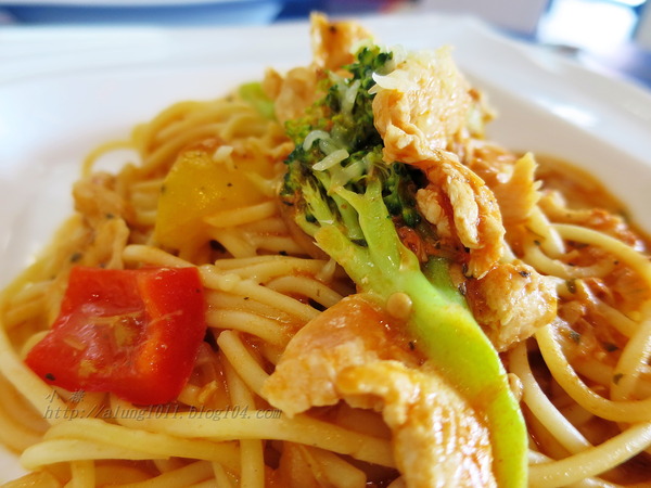 e岸咖啡生活館：不只是咖啡~    ..e岸咖啡