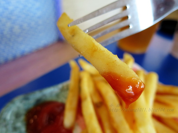 e岸咖啡生活館：不只是咖啡~    ..e岸咖啡