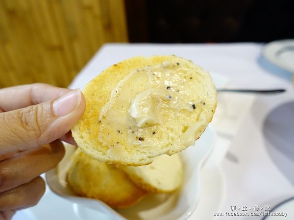 鬍子叔叔義麵工坊(新莊四維店):【新莊美食】鬍子叔叔義麵工坊-新莊四維店 高CP值義式料理雙人套餐份量十足 現消費打卡免費pizza歡樂送! 鬍子叔叔義麵工坊(新莊四維店):【新莊美食】鬍子叔叔義麵工坊-新莊四維店 高CP值義式料理雙人套餐份量十足 現消費打卡免費pizza歡樂送!