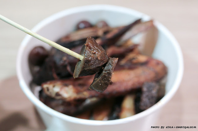 台中大雅│經家味東山鴨頭*飄香三十年的獨家滷汁香甜入味。先滷後炸的風味好迷人
