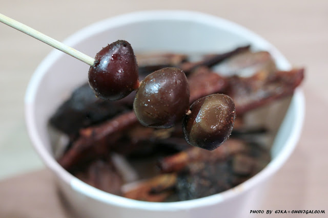 台中大雅│經家味東山鴨頭*飄香三十年的獨家滷汁香甜入味。先滷後炸的風味好迷人